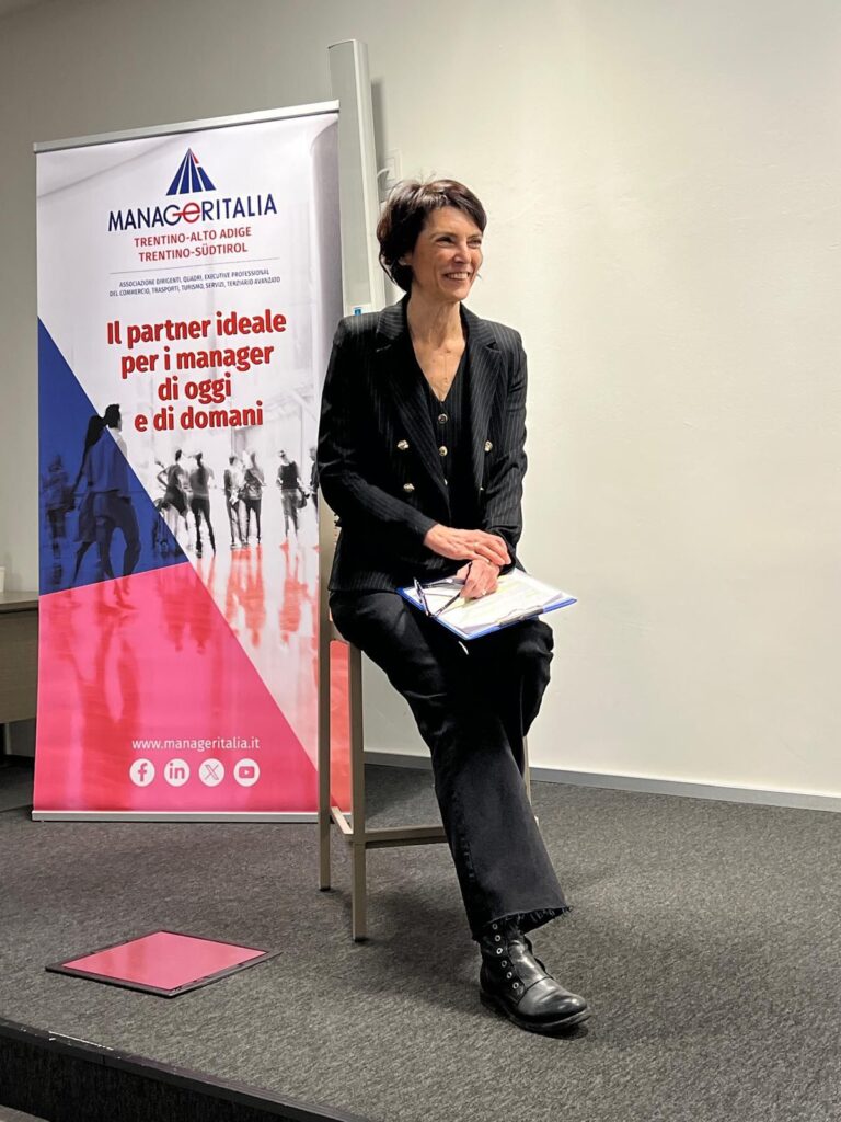 Foto Ornella Pippa - premiazione borse studio Manageritalia Trentino-Alto Adige 2025